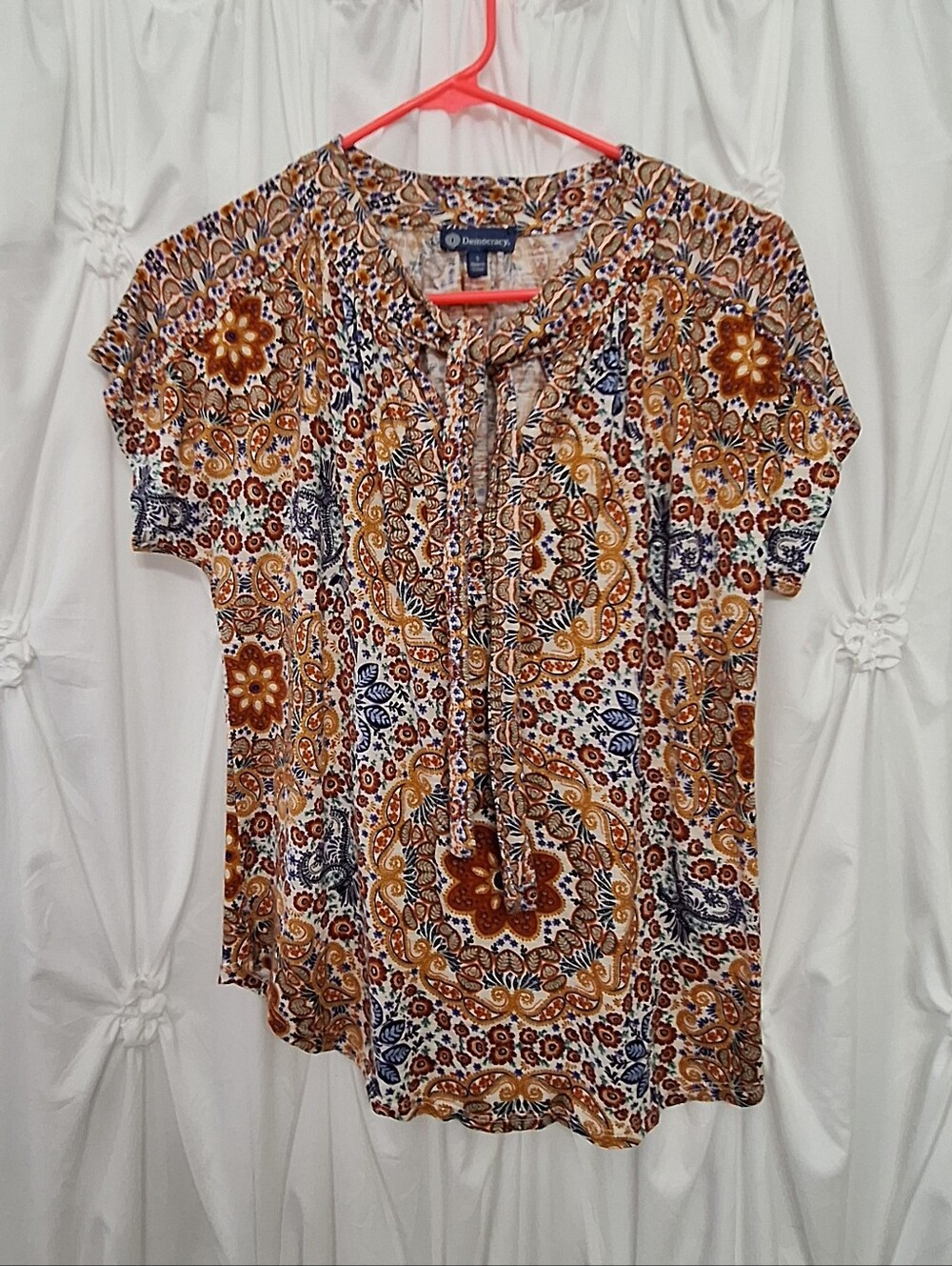 Democracy Multicolor Paisley Tie-Neck Blouse in Rust, Navy & Cream